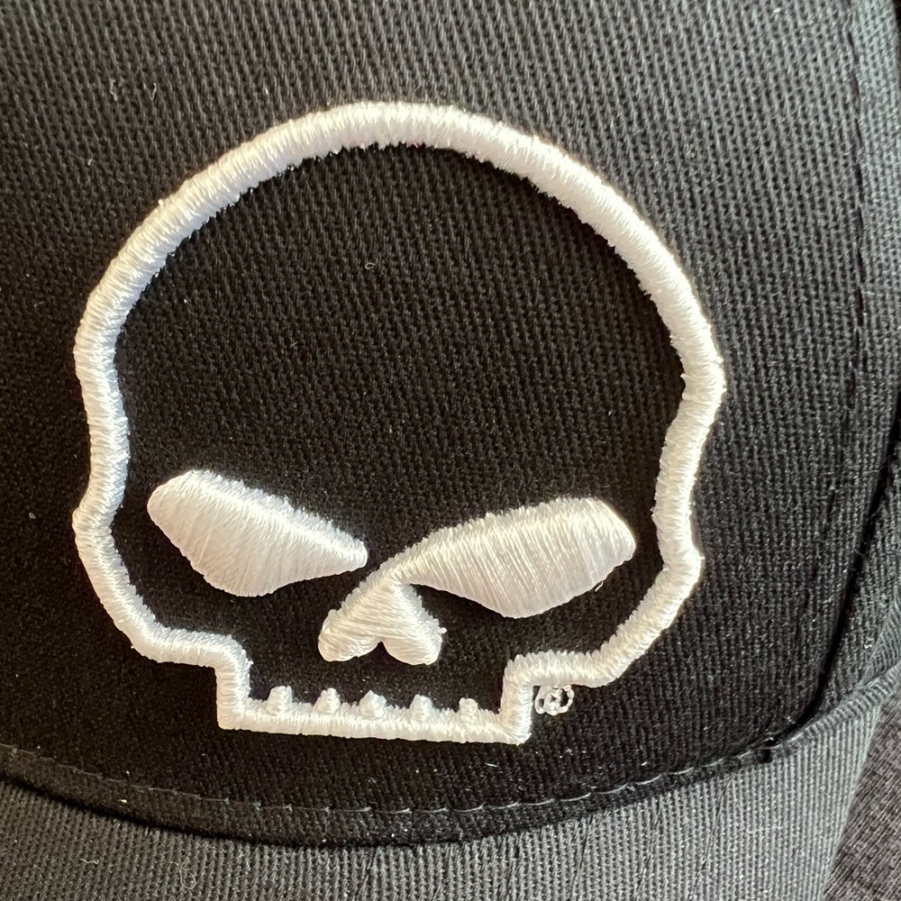 Harley-Davidson® Men’s Wisconsin Dealership Iconic Willie G TeeShirt & Cap Lot 💀 - Picture 11 of 15